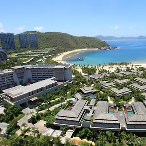 Luhuitou & Resort